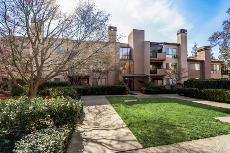 39219 Guardino Dr APT 167, Fremont, CA 94538