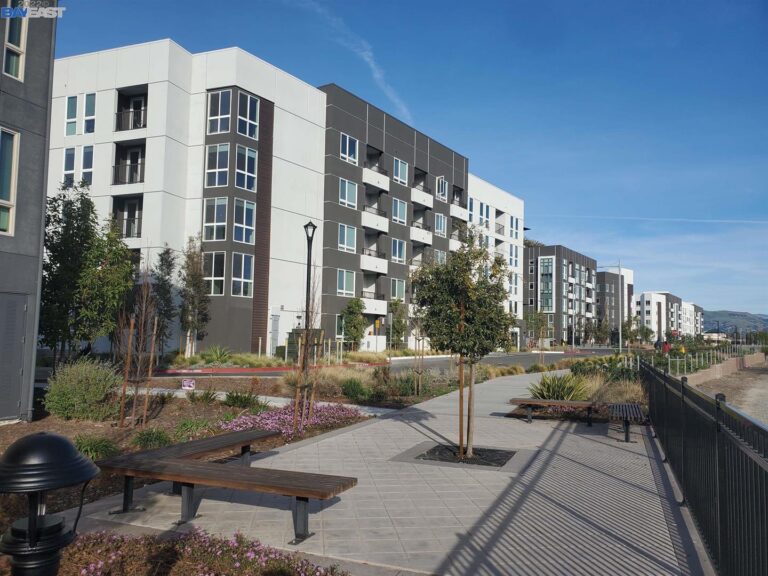 310 Riesling Ave, #32, Milpitas 95035