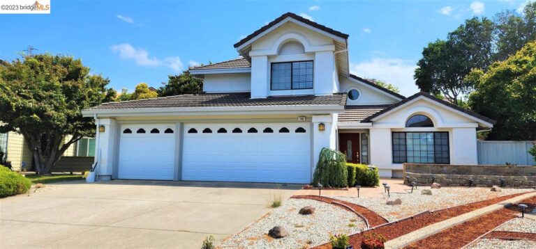 160 Lapis Ct, Hercules, CA 94547