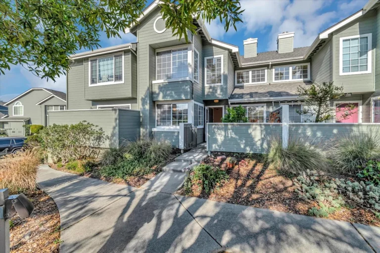 1410 Eddington Ln, Daly City, CA 94014