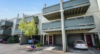 4032 Farm Hill Blvd APT 6 Redwood City, CA, 94061