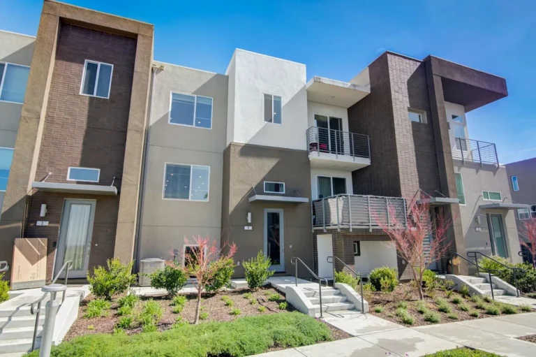 169 Manly Ter #4,
San Jose, CA 95136