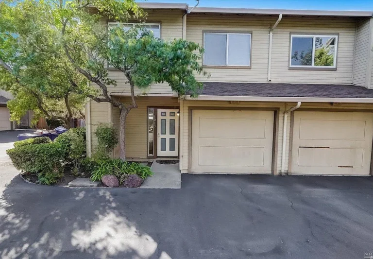 1013 Pinewood Ter, San Pablo, CA 94806